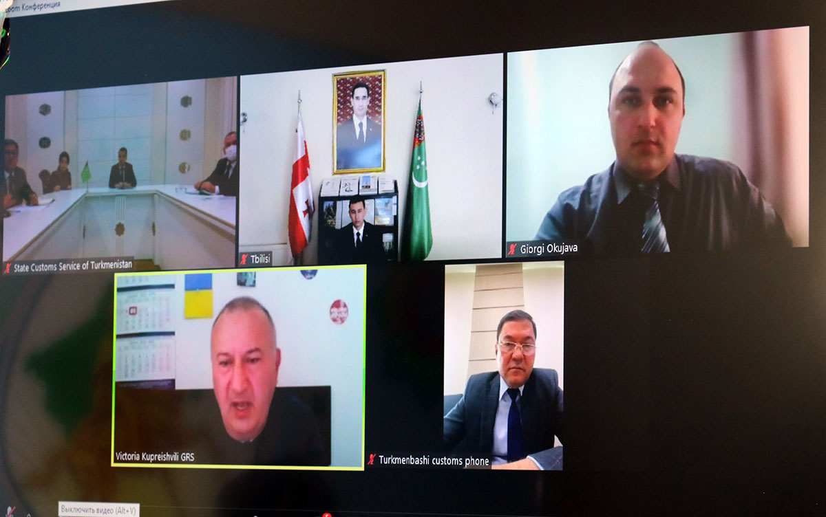 «Bir penjire» ulgamy boýunça Türkmenistanyň we Gruziýanyň gümrükçileriniň duşuşygy